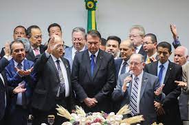  Isenção concedida por Bolsonaro a líderes religiosos é anulada por Receita Federal