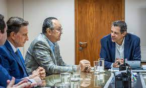 Grupo para discutir retomada de isenção a religiosos é criado pelo governo