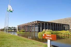 Rede clandestina sabotou governo Bolsonaro dentro do Itamaraty 