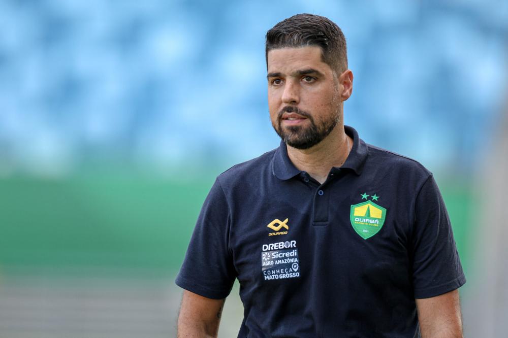 Corinthians: Oliveira assume desafio de resgatar jogadores no elenco