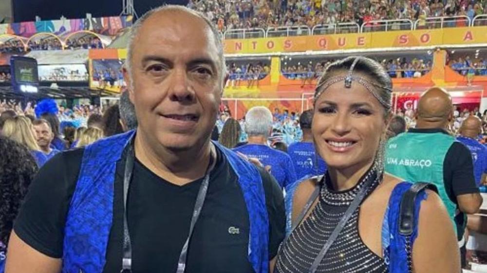 Dirigente do Flamengo é expulso de casa pela esposa após ser flagrado com outra mulher