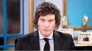 Argentina: Milei aumenta salário mínimo em 30% no país