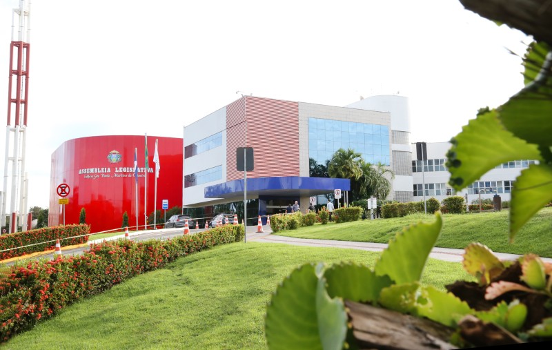 Parte das atividades administrativas da ALMT será feita em revezamento