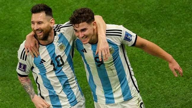 Argentina vence Croácia por 3 x 0 e vai à final da Copa do Mundo