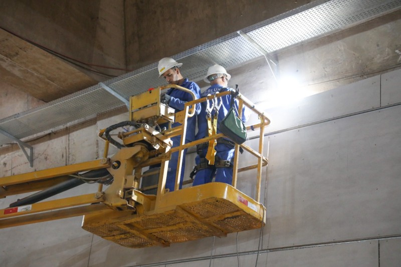 Termina instalação de luminárias na parte sul do Túnel de Taguatinga