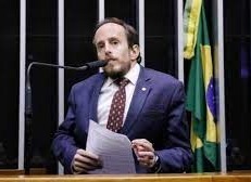 Ganime fala em golpe do PT com 