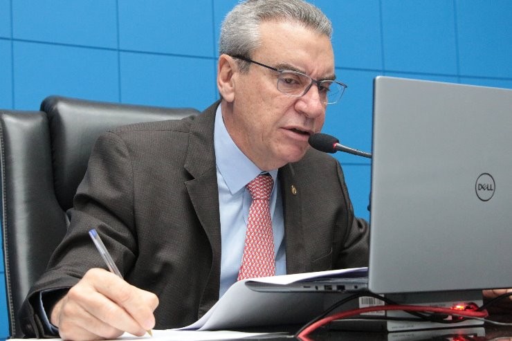 Paulo Corrêa propõe atualizar Constituição Estadual para proibir nepotismo