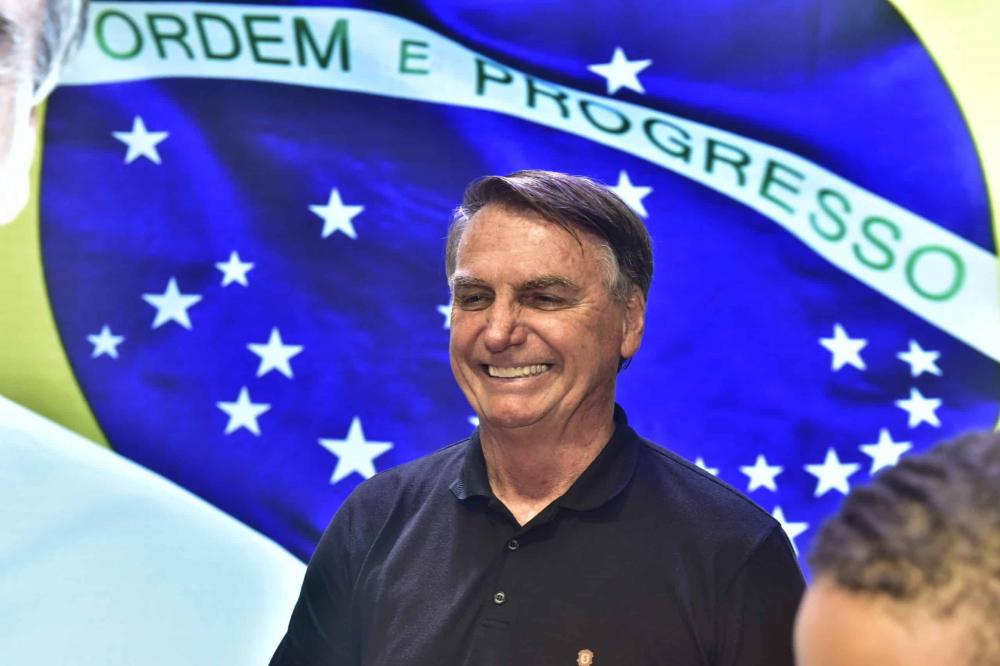 Bolsonaro celebra seu 69º aniversário e recebe votos de felicidades