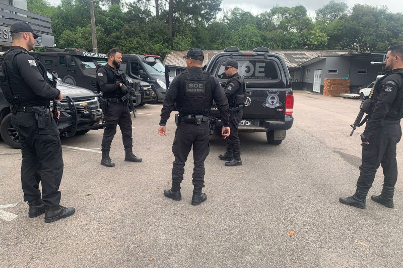 Polícia Penal cumpre mandados de prisão de monitorados por tornozeleira eletrônica