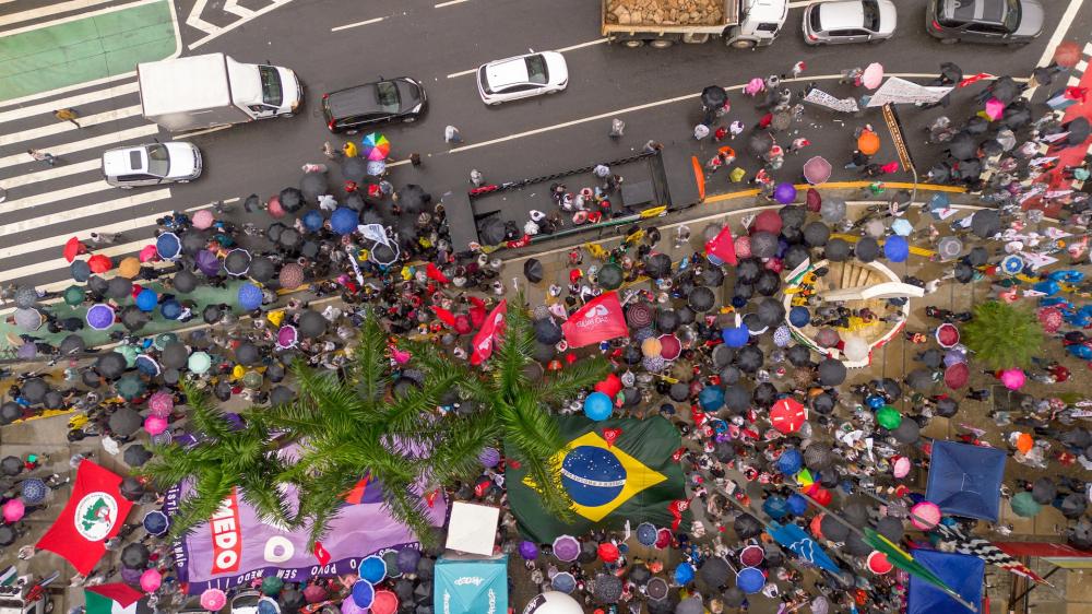 Vexame: Protesto do PT teve menos de 1% dos participantes do ato de Bolsonaro, com cerca de mil pessoas presentes