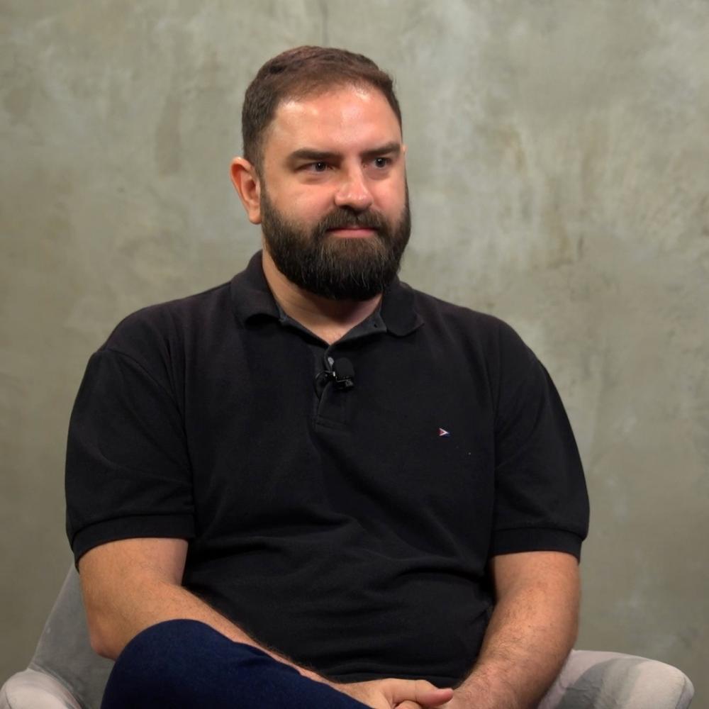 Após agressão, Justiça ordena que filho de Lula não se aproxime da ex-mulher