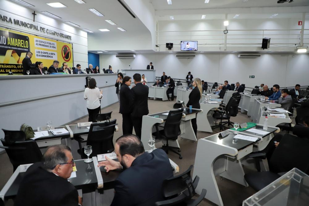 Janela Partidária: 16 vereadores de Campo Grande trocam de partido