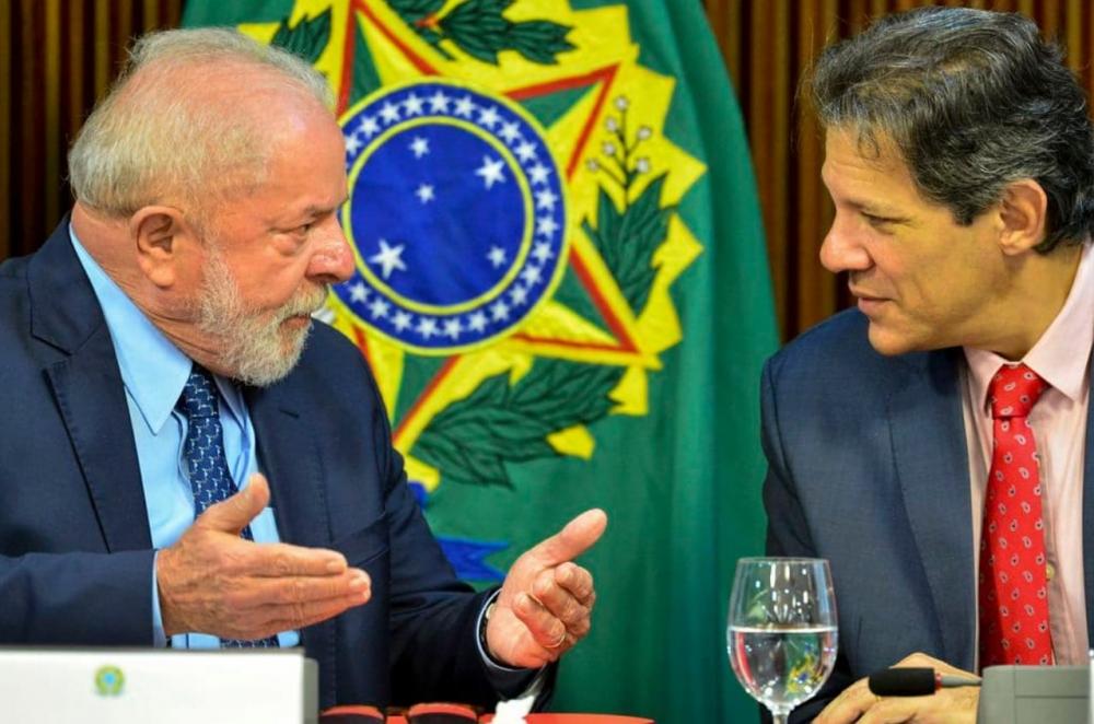 Dívida bruta dispara: aumento de mais de R$ 1 trilhão no governo Lula
