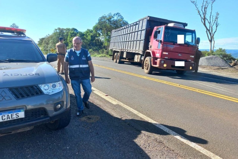 Operação da Receita Estadual apreende cargas com notas fiscais falsas na região de Guarapuava