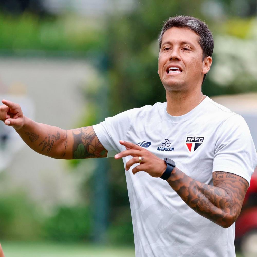 São Paulo demite Thiago Carpini após derrota para o Flamengo