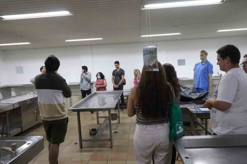 Inaugurado em 1975, antigo IML de Curitiba é palco de visita guiada noturna