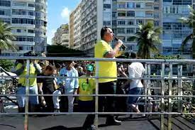 No ato no Rio, Bolsonaro denuncia acusações sem evidências e elogia Elon Musk