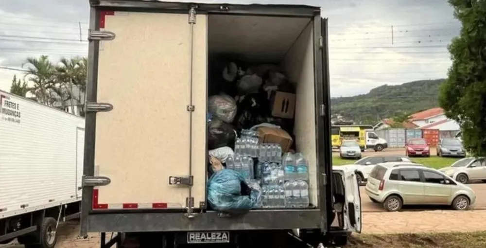 ANTT anula multas a veículos de carga que transportavam doações ao RS