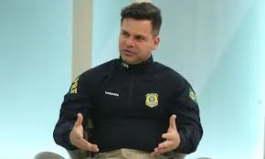 STF determina prazo para conclusão de investigação contra ex-diretor da PRF