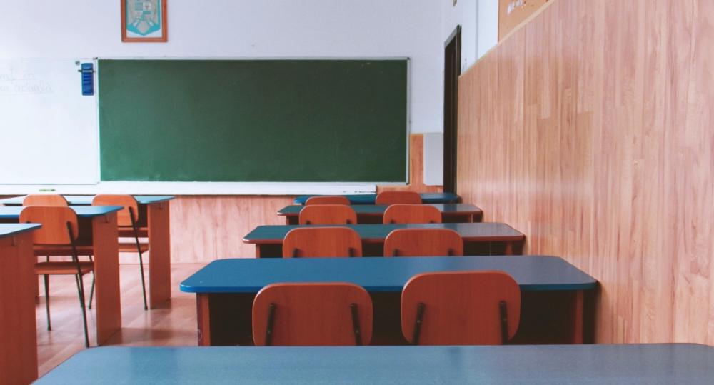 STF autorizou também a contratação de professores