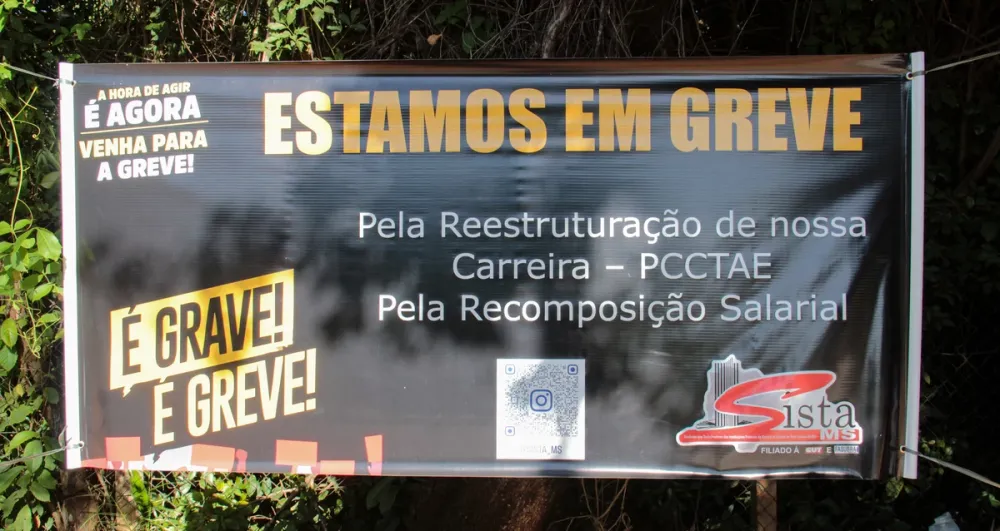Greve dos professores da UFMS completa 15 dias com adesão de 65% e reunião com o Governo Federal