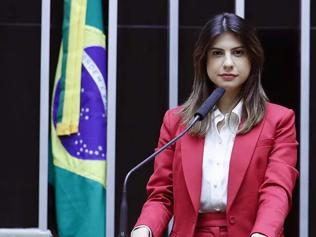 PT lança programa de governo de Camila Jara em evento "A Voz da Esperança"