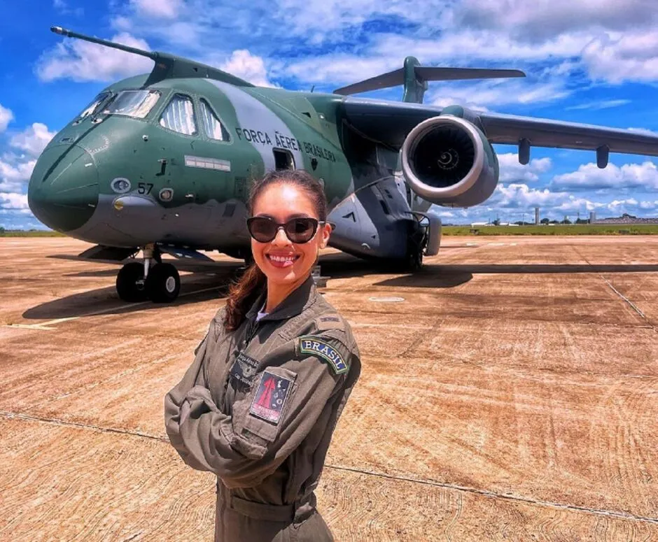 Campo-grandense faz história: Primeira mulher a pilotar o maior Avião da FAB