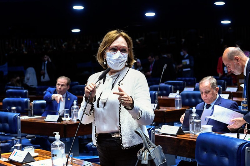 Zenaide: PEC do piso salarial da enfermagem é merecido presente de Natal