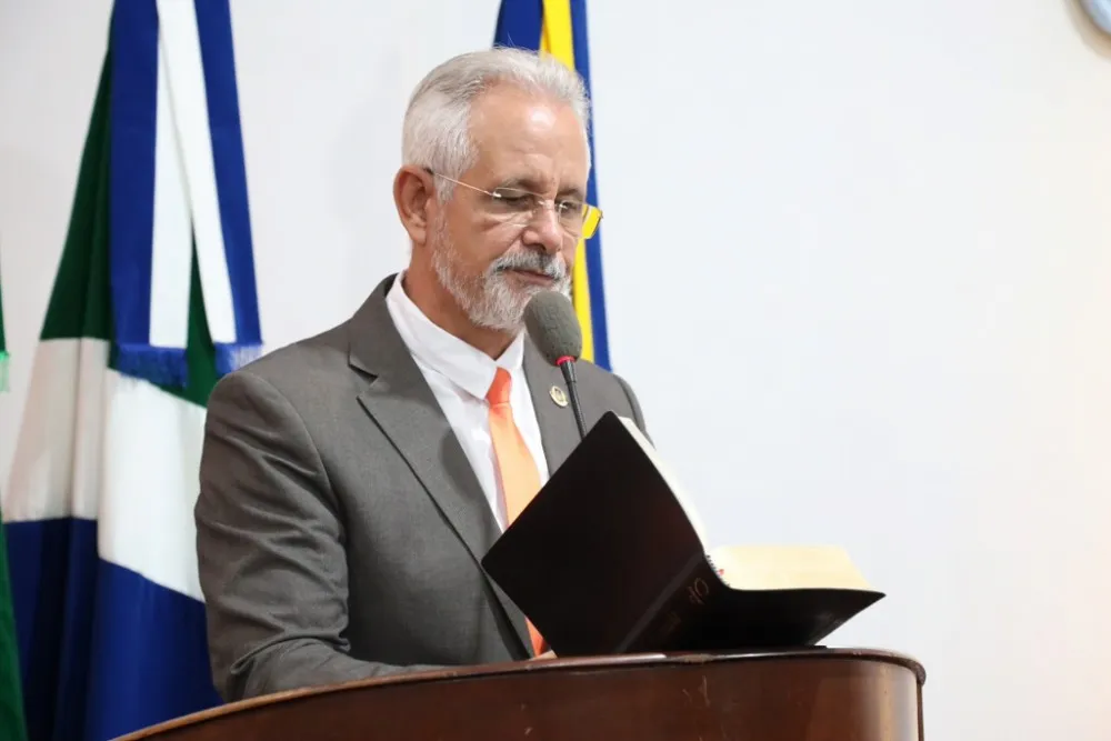 Câmara de Dourados vota hoje denúncia por homofobia contra pastor Sérgio Nogueira