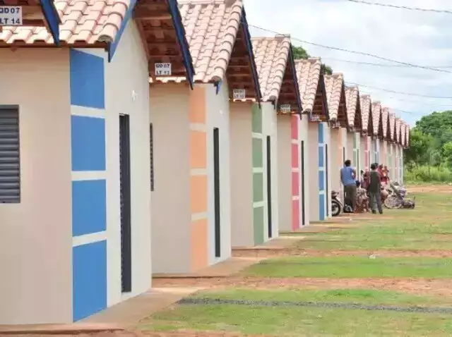 Governo de MS cria programa habitacional com descontos de até 80% para regularização de dívidas