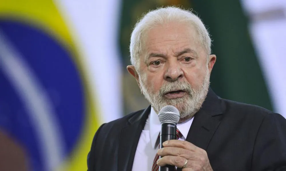 Com Lula, maioria vê o Brasil 'na direção errada' atingindo o maior patamar