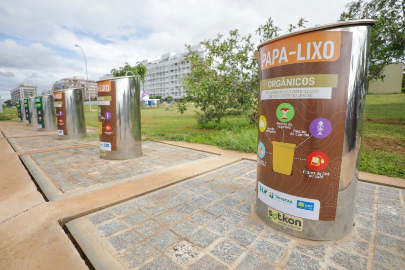 Papa-lixos do Noroeste já podem ser usados pela população