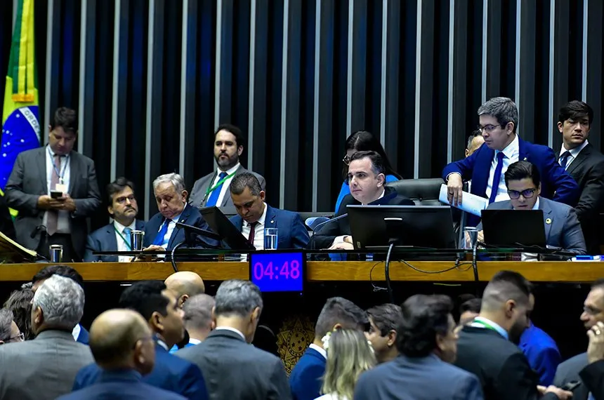 Senado volta a discutir "taxa das blusinhas" em Projeto do Mover