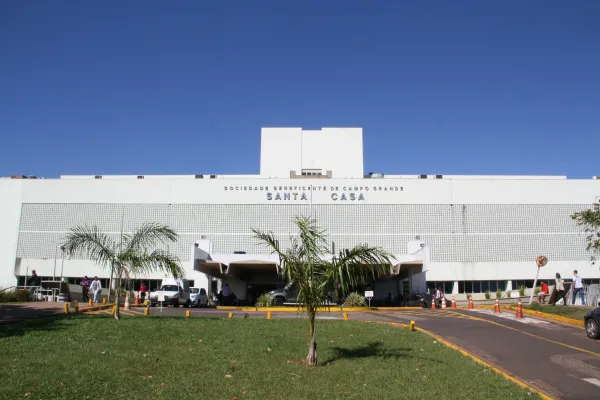  Após cobrança do MPMS, Santa Casa admite falhas no pré-natal e superlotação