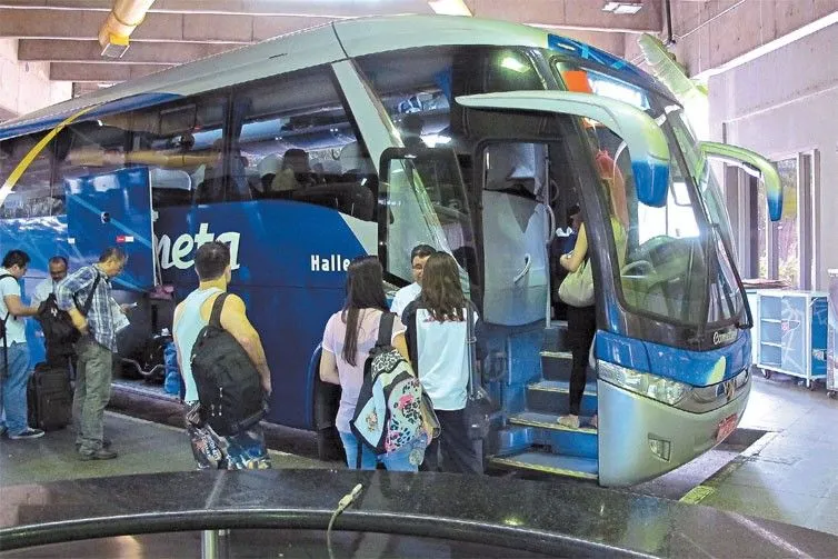 Caixa Econômica lança programa de financiamento de passagens de ônibus para baixa renda