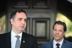 Indústrias pressionam contra MP que pode aumentar tributos enquanto novo embate entre Pacheco e Haddad se desenha