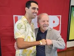 Influenciador digital ligado ao PT lucra com conteúdo político sensacionalista