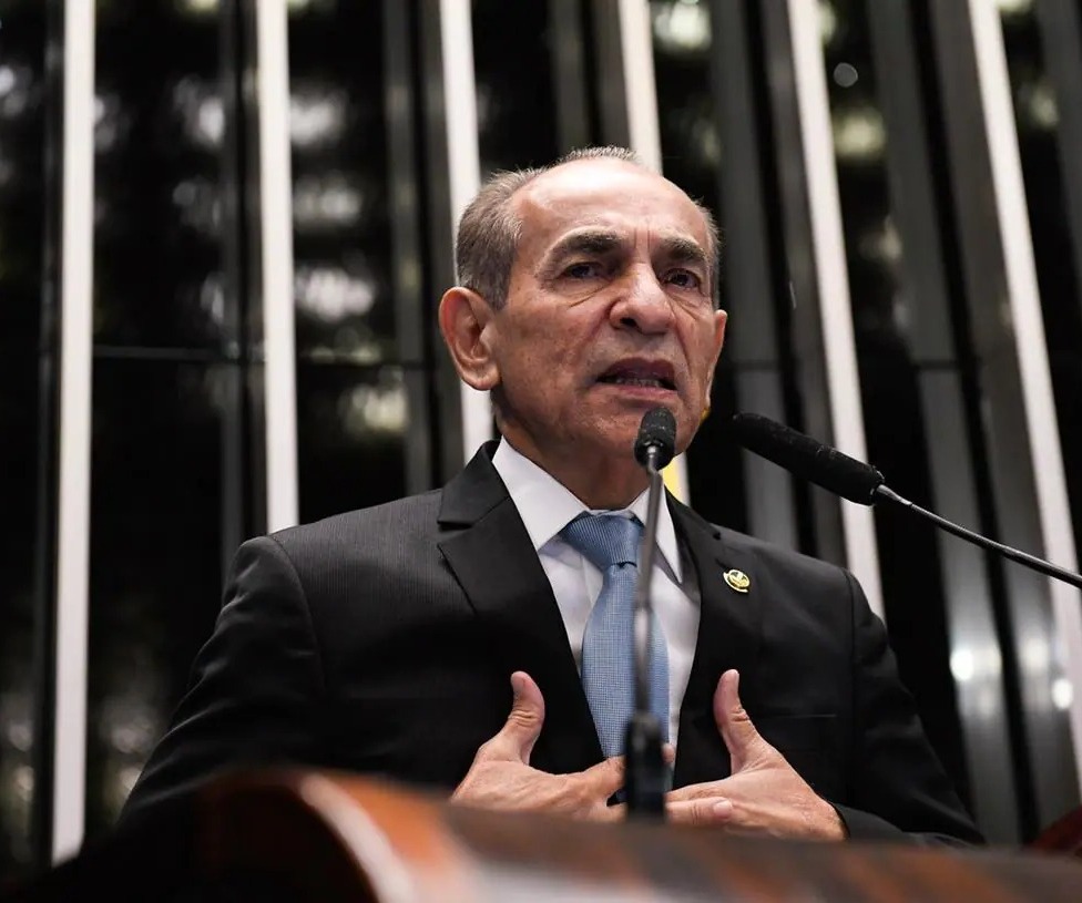 Senado deve aprovar PEC do Estouro ainda hoje, 21, diz relator-geral