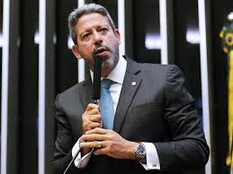 Arthur Lira anuncia relatora moderada para Projeto de Lei sobre aborto após 22 semanas