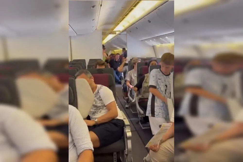 Passageiros desmaiam de calor após ficarem 3 horas dentro de avião com falha de ar-condicionado