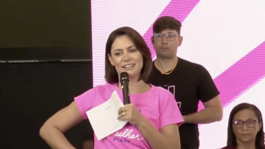 Michelle Bolsonaro critica Lula em evento do PL Mulher: "Usou as mulheres para subir a rampa"