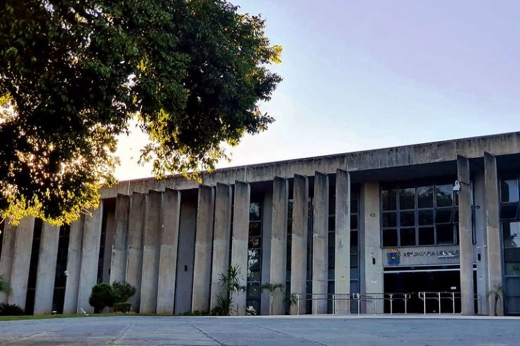 Lei: Fixados os subsídios do governador, vice-governador e secretários de MS