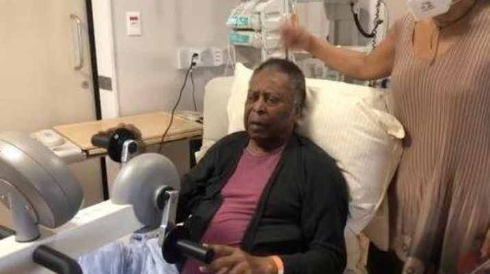 Pelé piora e médicos dizem que câncer prejudica rins e coração