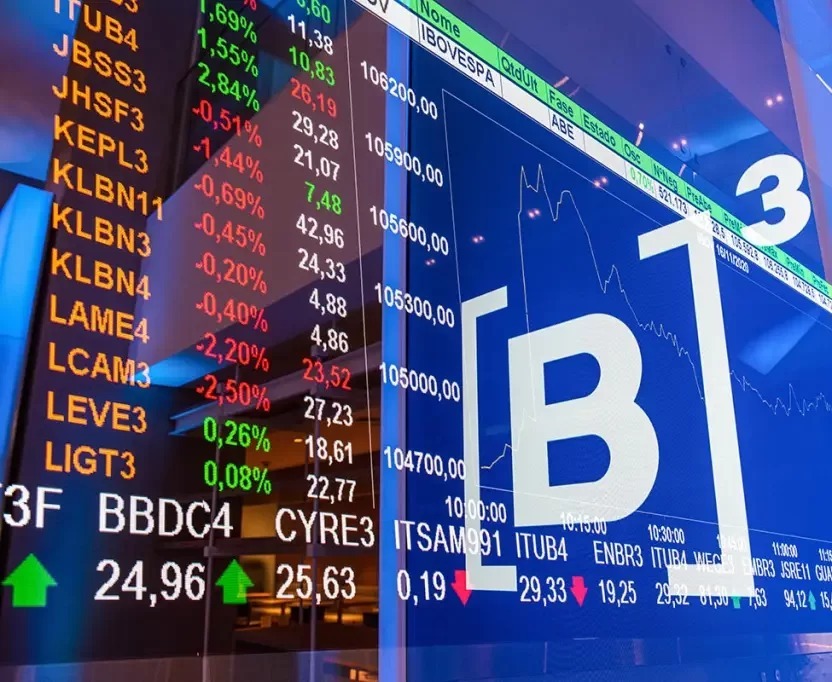 Dólar cai e Ibovespa tem forte volatilidade após anúncio de ministros de Lula