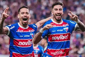 Fortaleza atropela o Palmeiras e Bahia bate o Vasco na 12ª todada do Brasileirão