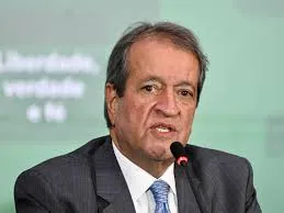 Possível aliança entre PSDB e PL: Bolsonaro pode indicar vice de Beto Pereira, afirma Costa Neto