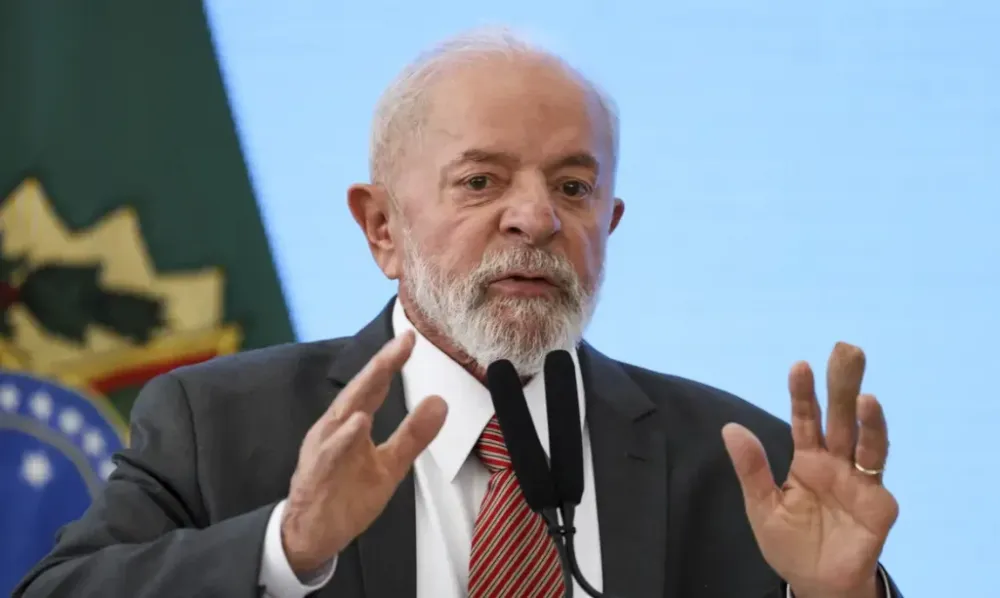Presidente Lula critica autonomia do Banco Central: "Quem quer é o mercado"