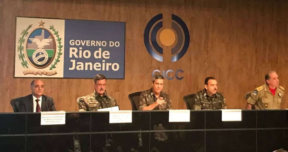Bolsonaro prorroga por 6 meses Gabinete de Intervenção Federal no RJ