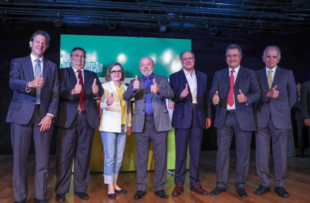 Ministros de Lula temem crescimento da direita no Brasil diante da associação com ataque a Trump