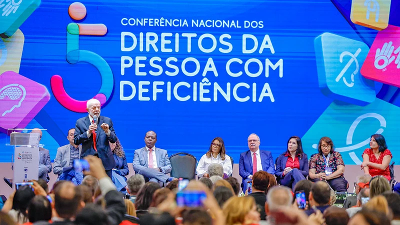 Polêmica: Lula chama pessoas com deficiência de "Essa Gente" e gera indignação